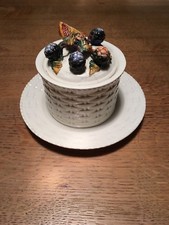 Ancien confiturier en faïence - imitation panier + fruits