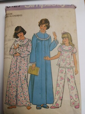Pajamas Robe Nightgown Sleep Shirt Pants Girls M Simplicity 8127 Sewing Pattern