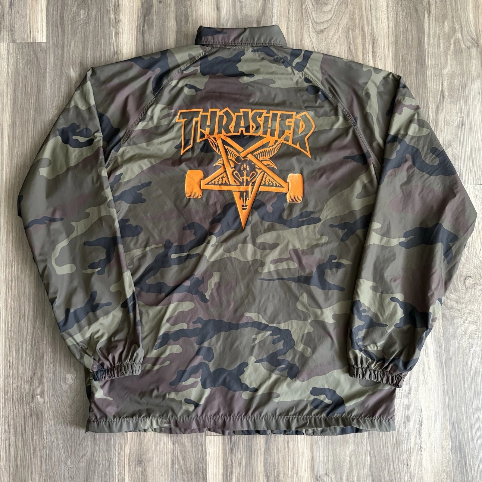 VETEMENTS Giacca Thrasher mimetica skategoat allenatore giacca a vento skater mimetica uomo taglia L