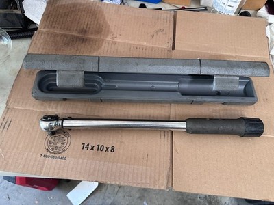 McMaster-Carr DT75FA Torque Wrench (CD280FA-MCBH) w/Case