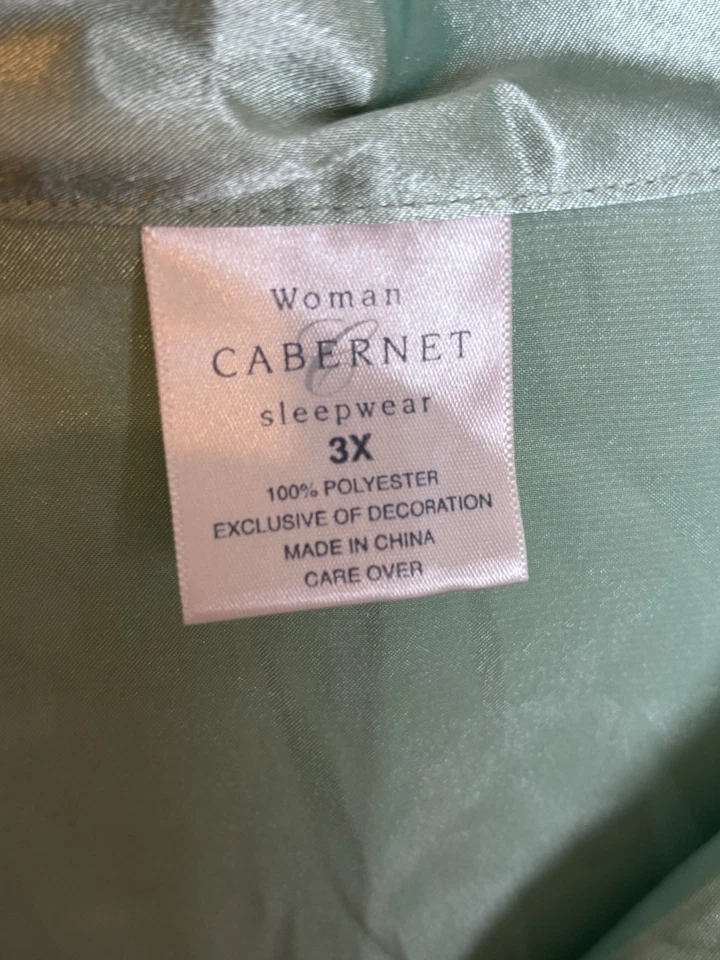 Cabernet 睡衣 2 件套缎面睡衣套装绿色 3X 码 — 第 4/4 张图片