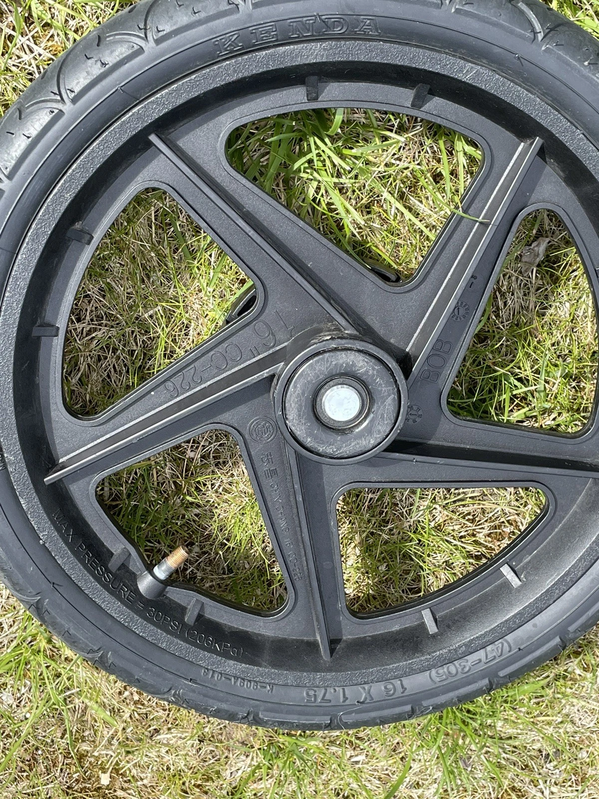 BOB Revolution Rear RIGHT Wheel Rim With Tire OEM Original Genuine Quick Release