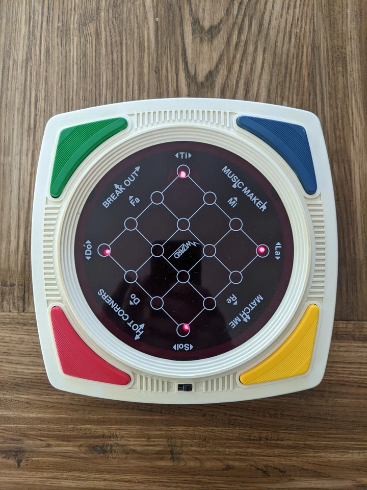 Wizard VTech 4 in 1 Vintage Games - Image 2 of 4