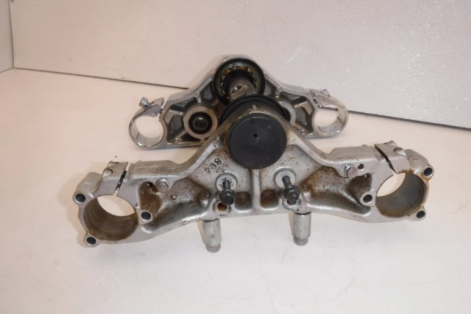 99-09 YAMAHA V STAR 1100 HORQUILLA DELANTERA ABRAZADERA SUPERIOR E INFERIOR TRIPLE ÁRBOL VÁSTAGO Foto 4 de 4