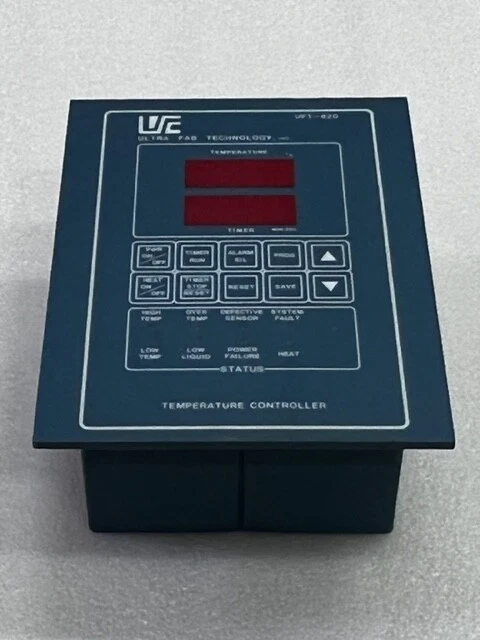Controlador de temperatura Ultra Fab Technology UFT-820 usado Foto 3 de 4