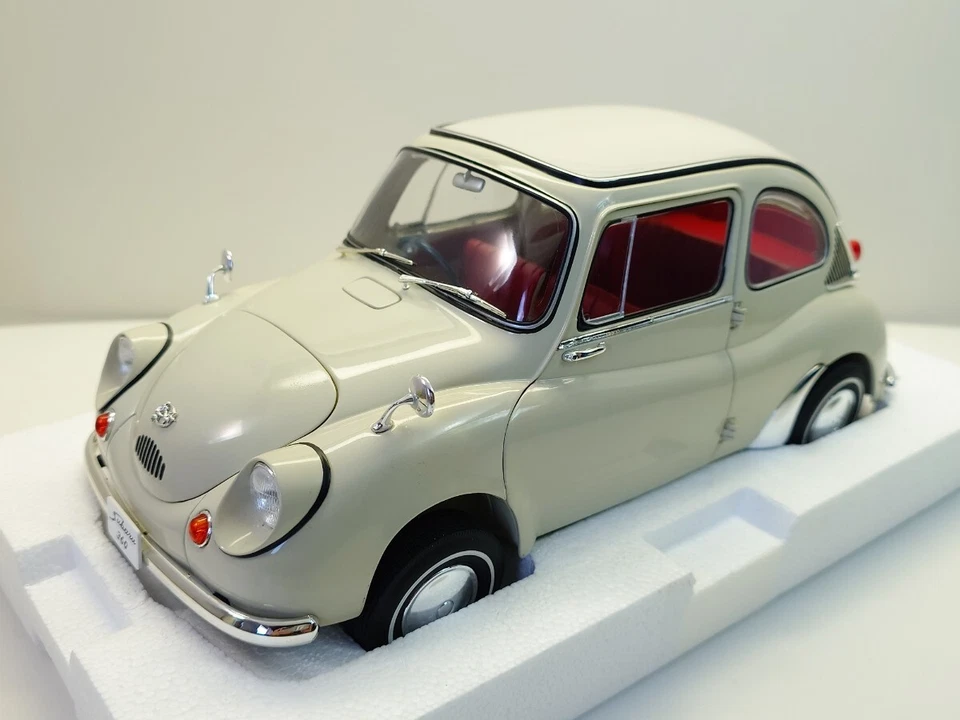Mini auto pressofusa Ebbro 1/12 Subaru 360 1963 avorio con scatola - Immagine 2 di 4