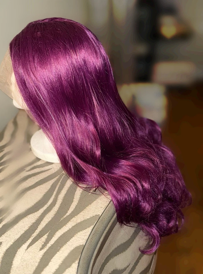 Preciosa, 26 pulgadas, cosplay, púrpura brillante, lista para usar, en capas, peluca Foto 2 de 4