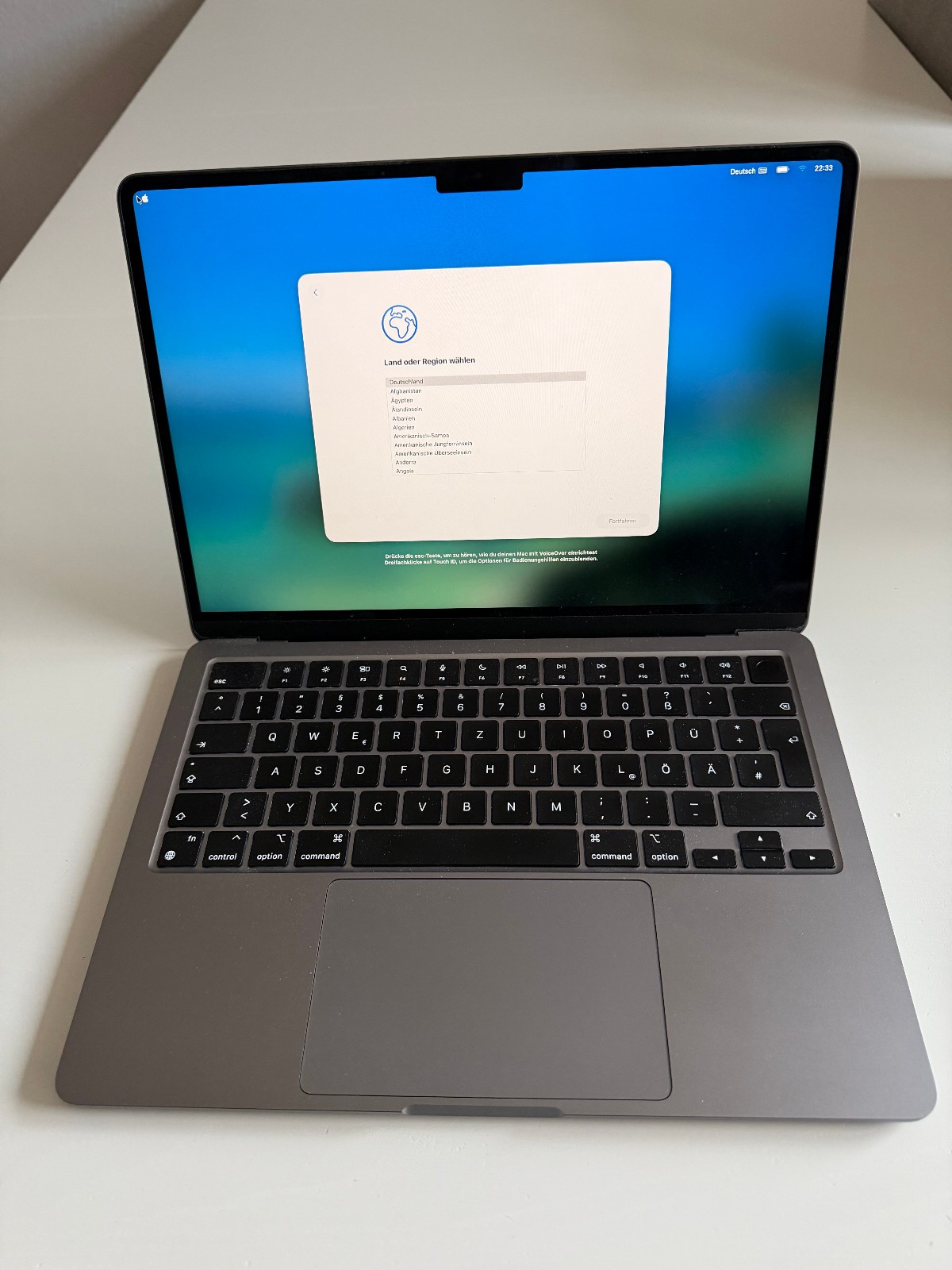 Apple MacBook Air M3 (13.6