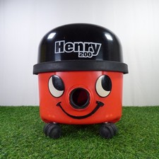 Numatic Henry 200 Hoover Vacuum Cleaner HVR200-11 Single Speed 620W (2)