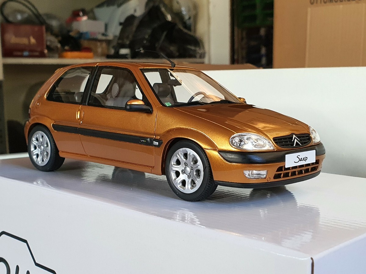 1:18 Citroen Saxo VTS 16V 2000 Gold By Otto Mobile OT893 1:18 Citroen Saxo VTS 16V 2000 Gold By Otto Mobile OT893