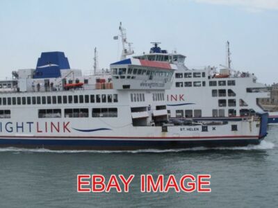 PHOTO  TWO ISLE OF WIGHT FERRIES PASS EACH OTHER AT THE ENTRANCE TO PORTSMOUTH H