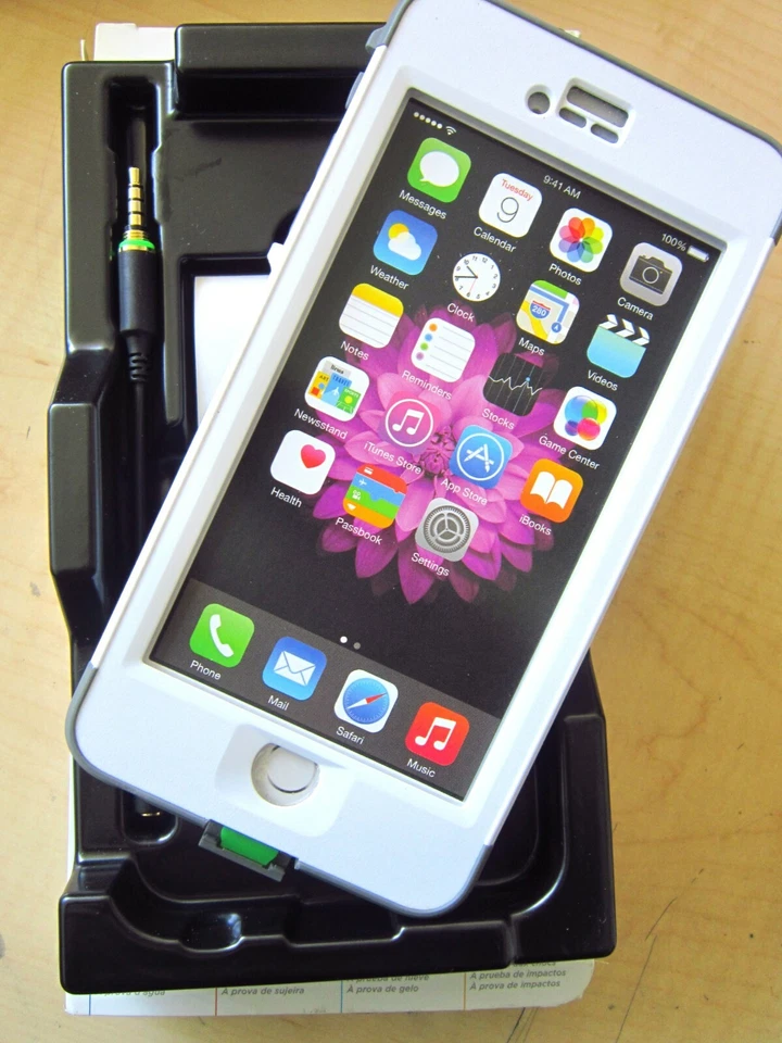 Lifeproof  NUUD Case 77-51306 White/Gray for iPhone 6 Plus     - Image 4 of 4