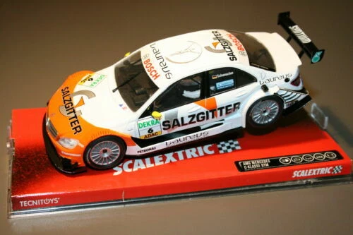 Scalextric Kinderrennbahnen im Maßstab 1:32