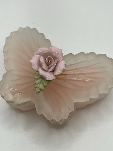 Vintage Butterfly Shape Frosted Glass Candle Holder- With Lid - Pink Rose on Top - Picture 15 of 24