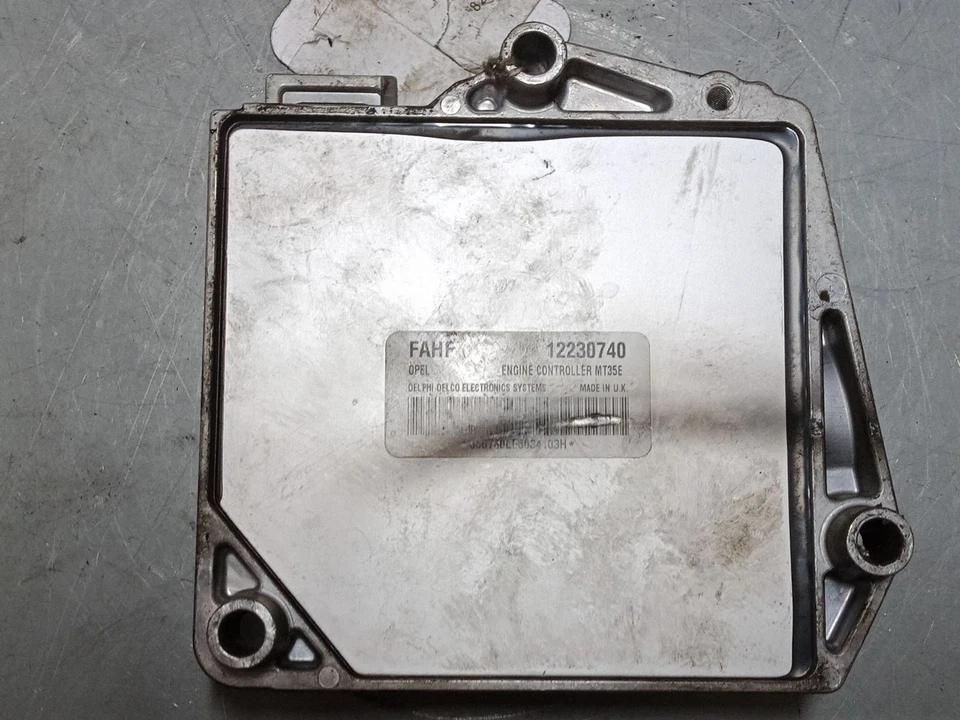 12230740 CENTRALITA MOTOR UCE / 84581 PARA OPEL ASTRA H A04 2.0 TURBO L48 - Immagine 2 di 3