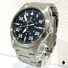 ORIENT SP UNG2-C0-A Watch Quartz 1.61x1.89in Case 6.7in Wrist Silver Dial