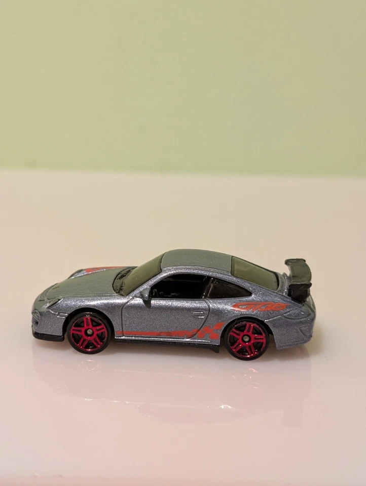 Hot Wheels Porsche 911 GT3 RS Silver Grey Red - 2011 New Models - Image 3 of 4