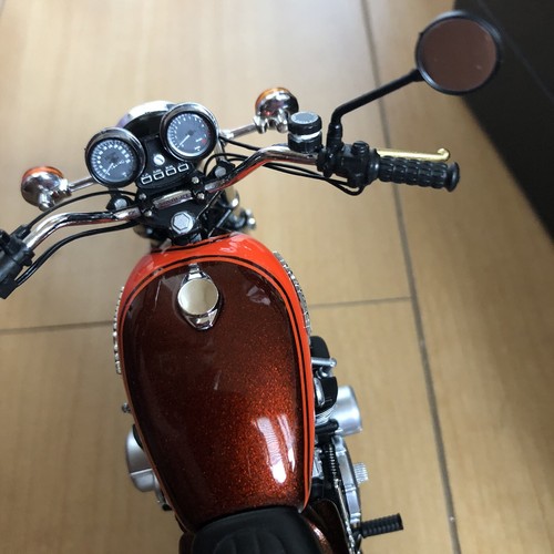 Kawasaki Z1 900 Candy brown 1972 Mini Champs 1:12 Motorcycle - Picture 7 of 12