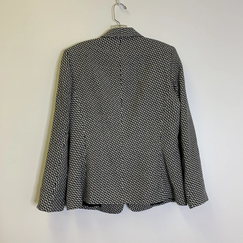 LE SUIT 女式 2 件黑色白色内衬裙套装扇贝设计 10 码 #sh4 — 第 4/4 张图片