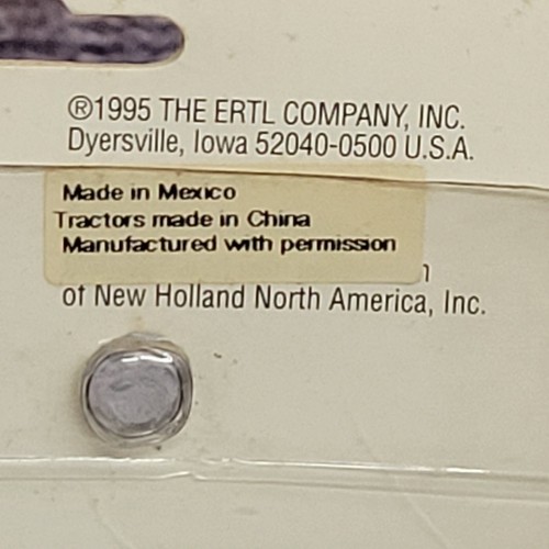 Ertl New holland semi &2 8870 tractors on trailer 1/64 diecast blue/white sealed - Picture 5 of 8