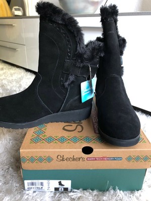 skechers cozy peak