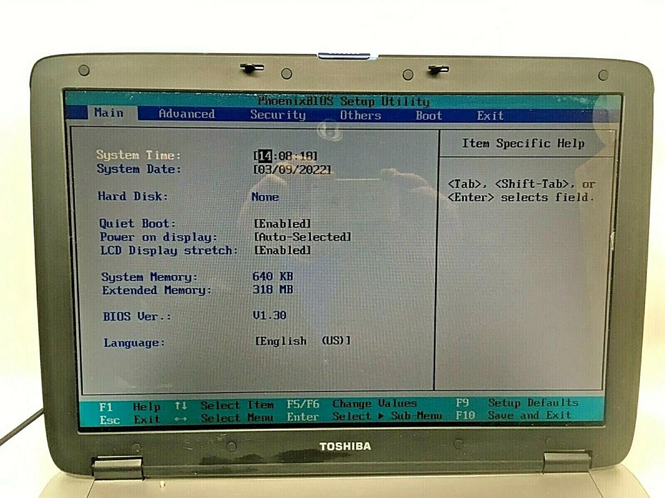 Toshiba Satellite P30 Laptop For Parts Bad LCD Boots to BIOS No HDD/RAM/Charg JR - Image 2 of 4