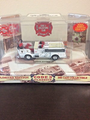 Code 3 Classic Fire Truck Chief's Limited Edition #7 Crown Pumper NEW IN BOX 