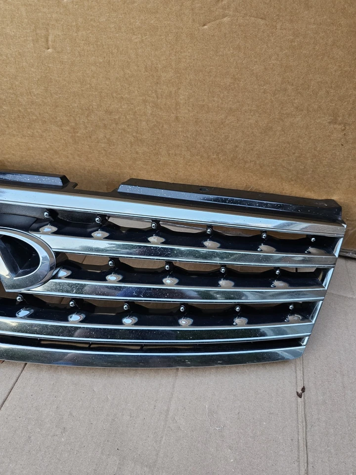 Conjunto de parrilla delantera Infiniti M35 M45 2006-2007 OEM Foto 4 de 4