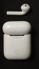Apple AirPod 1st Gen In-Ear Headset w Charging Case - RIGHT EAR ONLY tested good