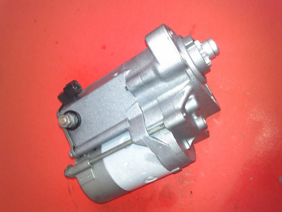 Motor Toyota Tercel 1996 a 1998 L4/1,5 L con motor de arranque de transmisión manual Foto 2 de 2