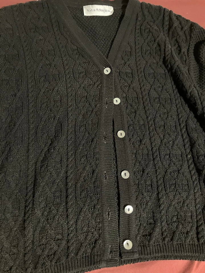 Women’s Vintage Norton McLaughton Black Cable Knit Sweater Size Large - Изображение 2 из 4