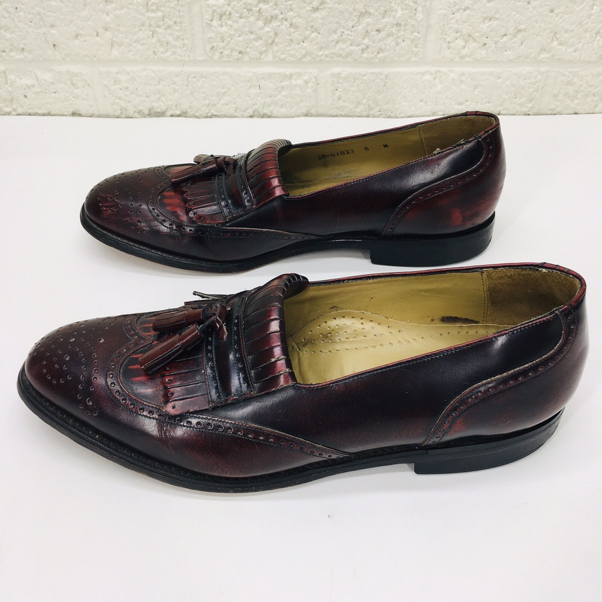 Johnston & Murphy Mens 8.5 M Burgundy Leather Kiltie Tassel Wingtip Loafers 1333 Men main image 2