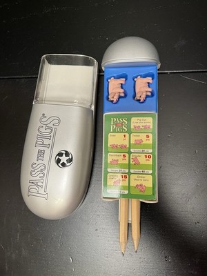 Pass The Pigs Game Travel Case 2009 Pig Dice Game Silver Case Winning Moves
