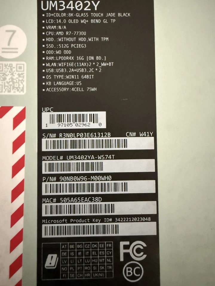 Portátil táctil ASUS Zenbook 14 OLED Foto 3 de 4