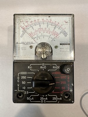 AMPROBE AM-2 AC/DC Multimeter Voltmeter Amprobe Instrument Made In Japan Tested