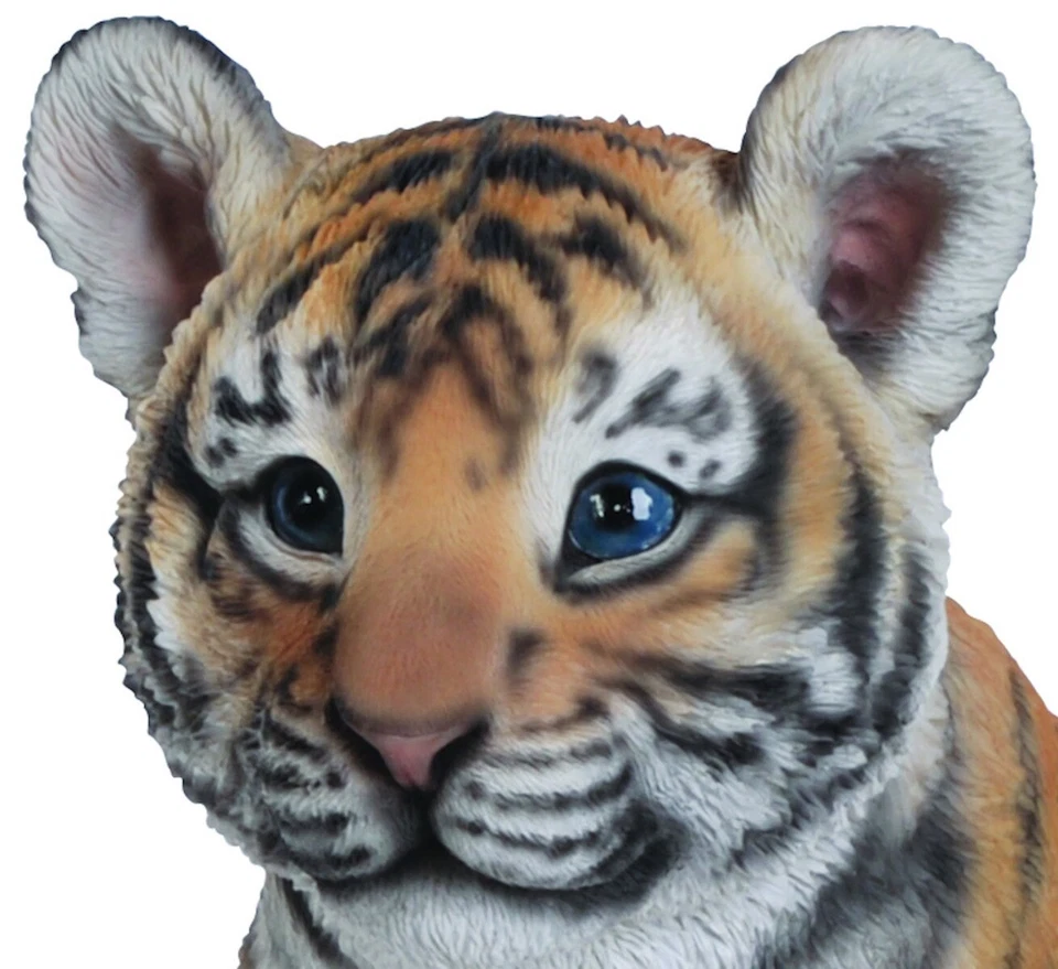 Vivid Arts Sitting Tiger Cub Highly Detailed Garden Decoration - Image 2 of 3