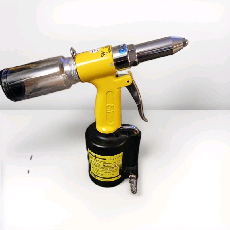Marson Valuerivet  V-2 Pneumatic Rivet Tool 3/32 Inch to 3/16 Inch Air Rivet Gun