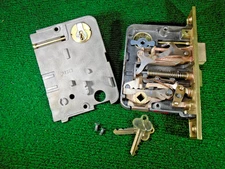 REMANUFACTURED RUSSWIN P1213 ENTRY LOCK w/CYLINDER & KEYS 8" FACE (21229)