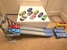 Disney Pixar Cars Photo Finish Raceway Allinol Track Set 2011 w/10 Die-Cast CARS