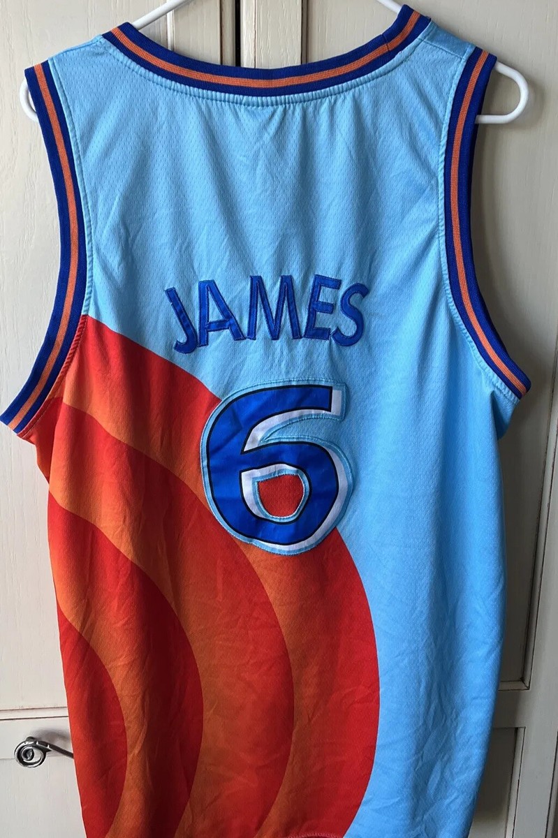 looney tunes jersey lebron