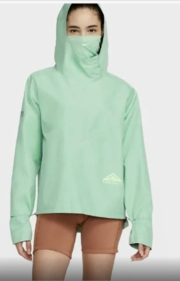 Size M- Nike Women's Gore-Tex Infinium Trail Running Jacket Size M- Nike Women's Gore-Tex Infinium Trail Running Jacket