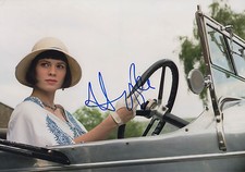 Hayley Atwell Autogramm signed 20x30 cm Bild