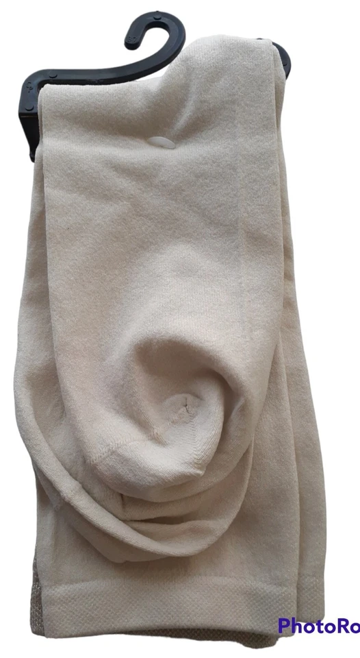 Simply Vera Vera Wang Womens Dress Socks 2 Pack Size O/S Sweet Cream- B118 - Изображение 2 из 3