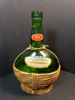Vintage 1972 Bolla Bardolino Verona Italy Green Glass Wine Bottle (EMPTY BOTTLE 