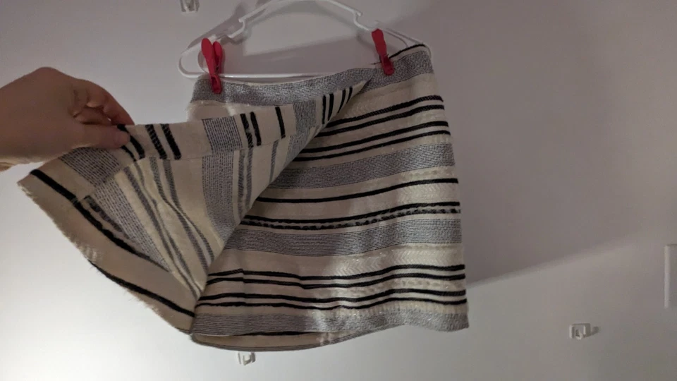 Saia curta mistura de lã FRM UK nova com etiquetas envoltório falso malha creme luxo silencioso EUA TAMANHO 8 - Imagem 2 de 4