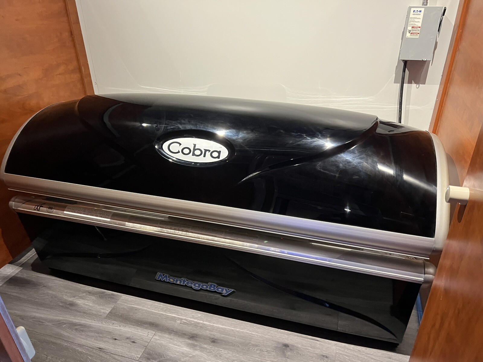Montego Bay Cobra Tanning Bed eBay