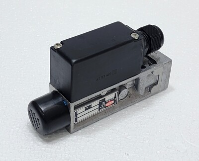 HERION 0820757 Pneumatic Pressure Switch, 0.5-30 bar 250V