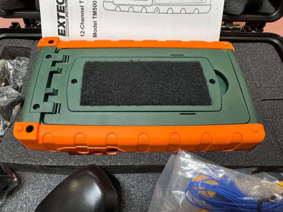 Extech TM500 - 12-Channel Datalogging Thermometer - Image 4 of 4