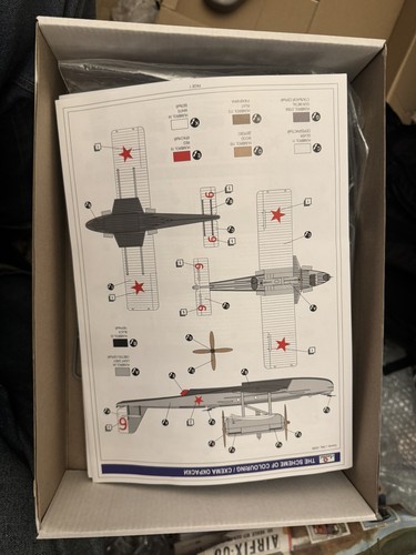 Amodel 1/72 Dornier J Wal 72252 Model Kit (Missing Decals) - Picture 2 of 4