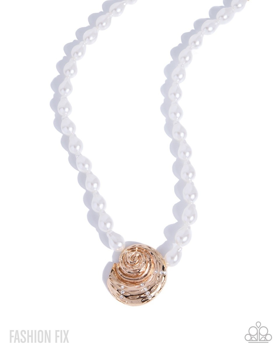Paparazzi jewelry Fiercely Fifth Avenue Fashion Fix Set - Pearl Bead Gold Shell View 5